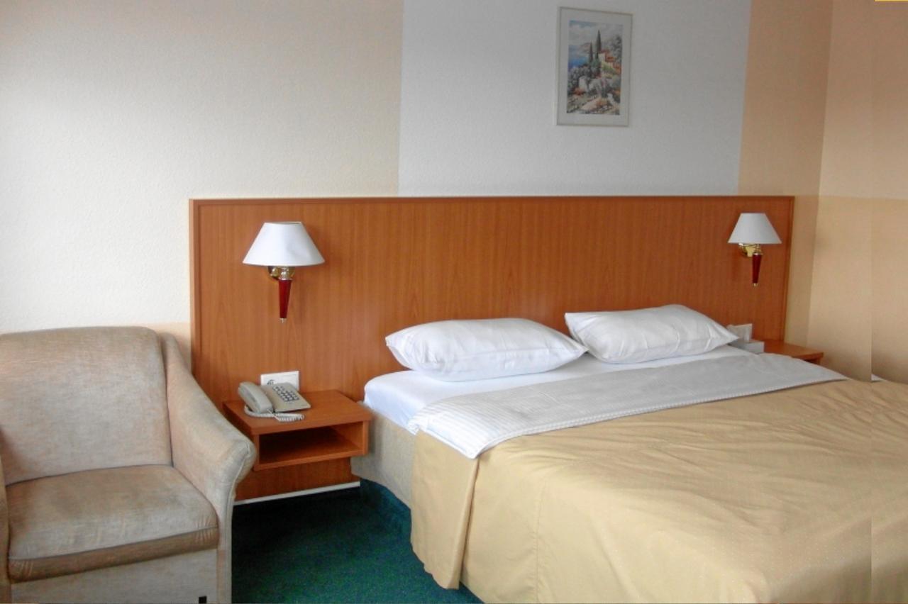 Langwasser Messe Nichtraucherhotel 3* Nürnberg